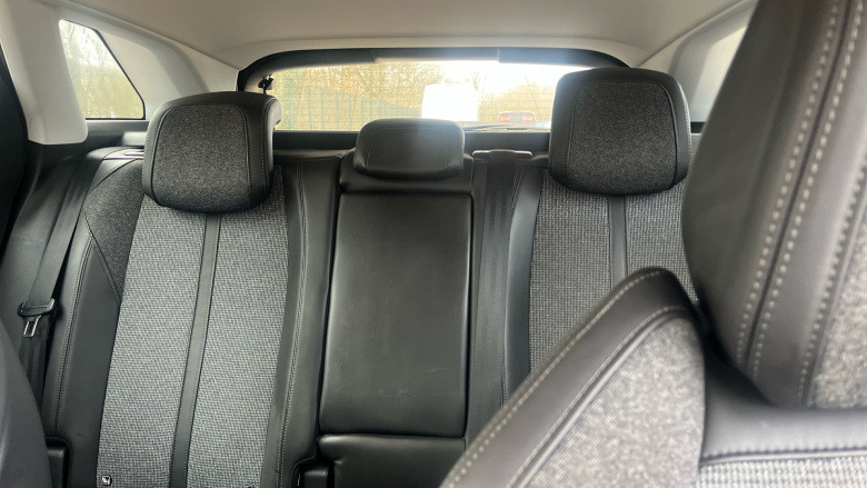 Peugeot 3008 1.5 BlueHDi Allure 5dr Diesel Estate